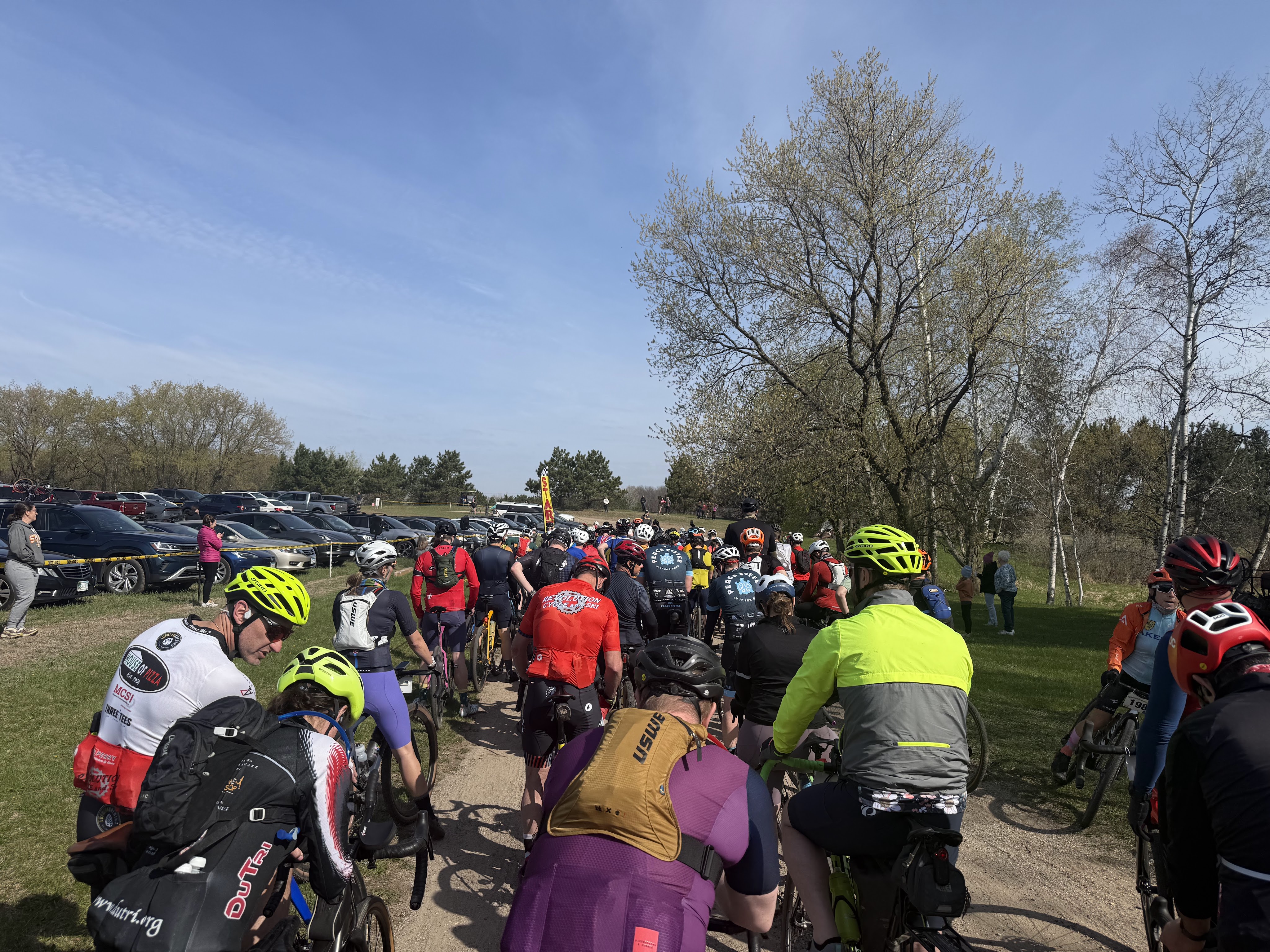 silent sports, granny's gravel grinder start line